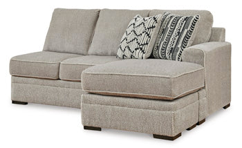 2050203 Calnita RAF Chaise