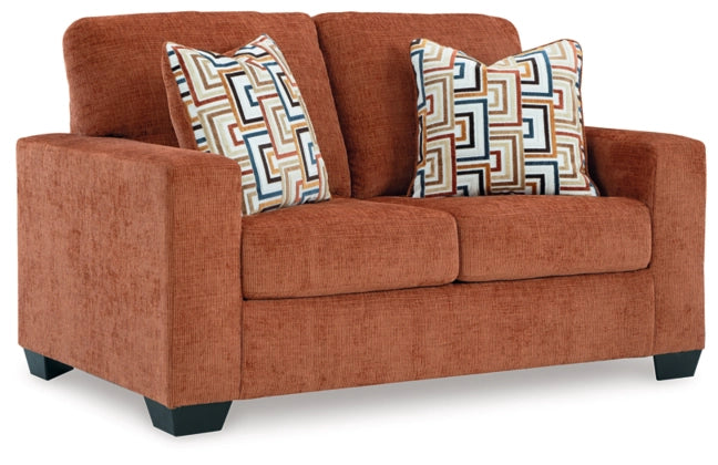 2430435 Aviemore Spice Loveseat
