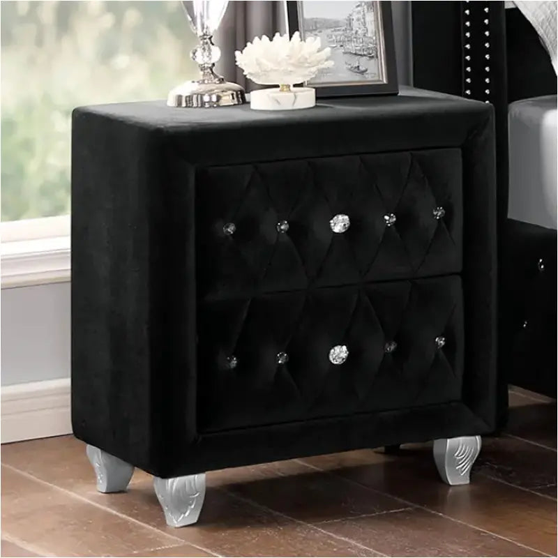 CM7130BK-N Zohar Nightstand